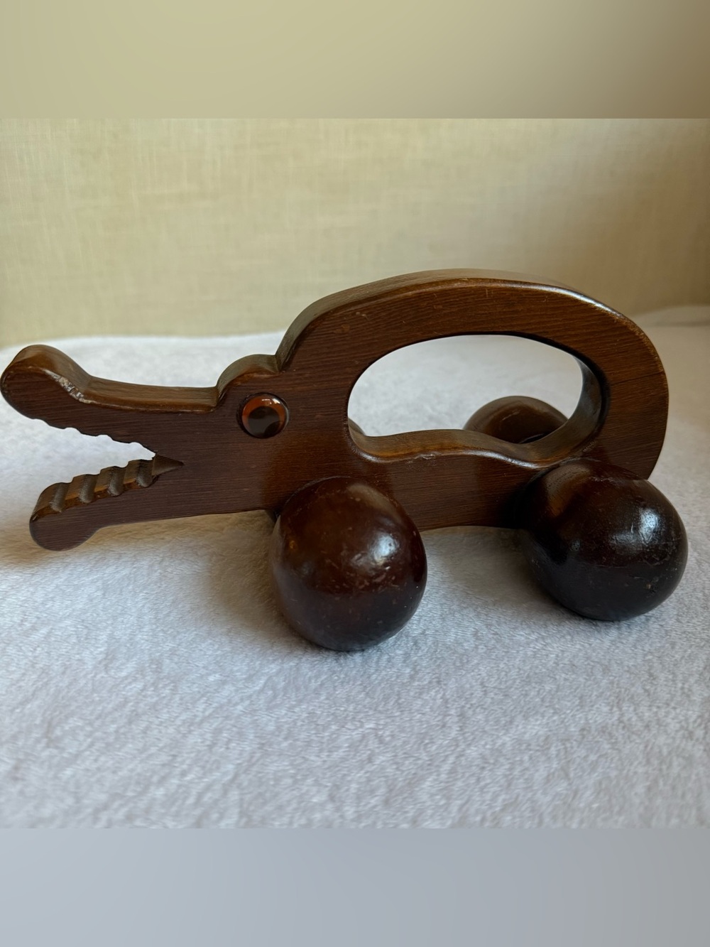 Vintage Wooden Rolling Alligator/Crocodile Hand Crafted Toy Primitive 4 1/2”H
